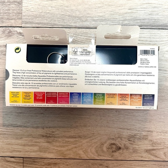 Winsor & Newton Watercolor Paint Tubes, Pad and Brush Set. All Brand New - Picture 3 of 10